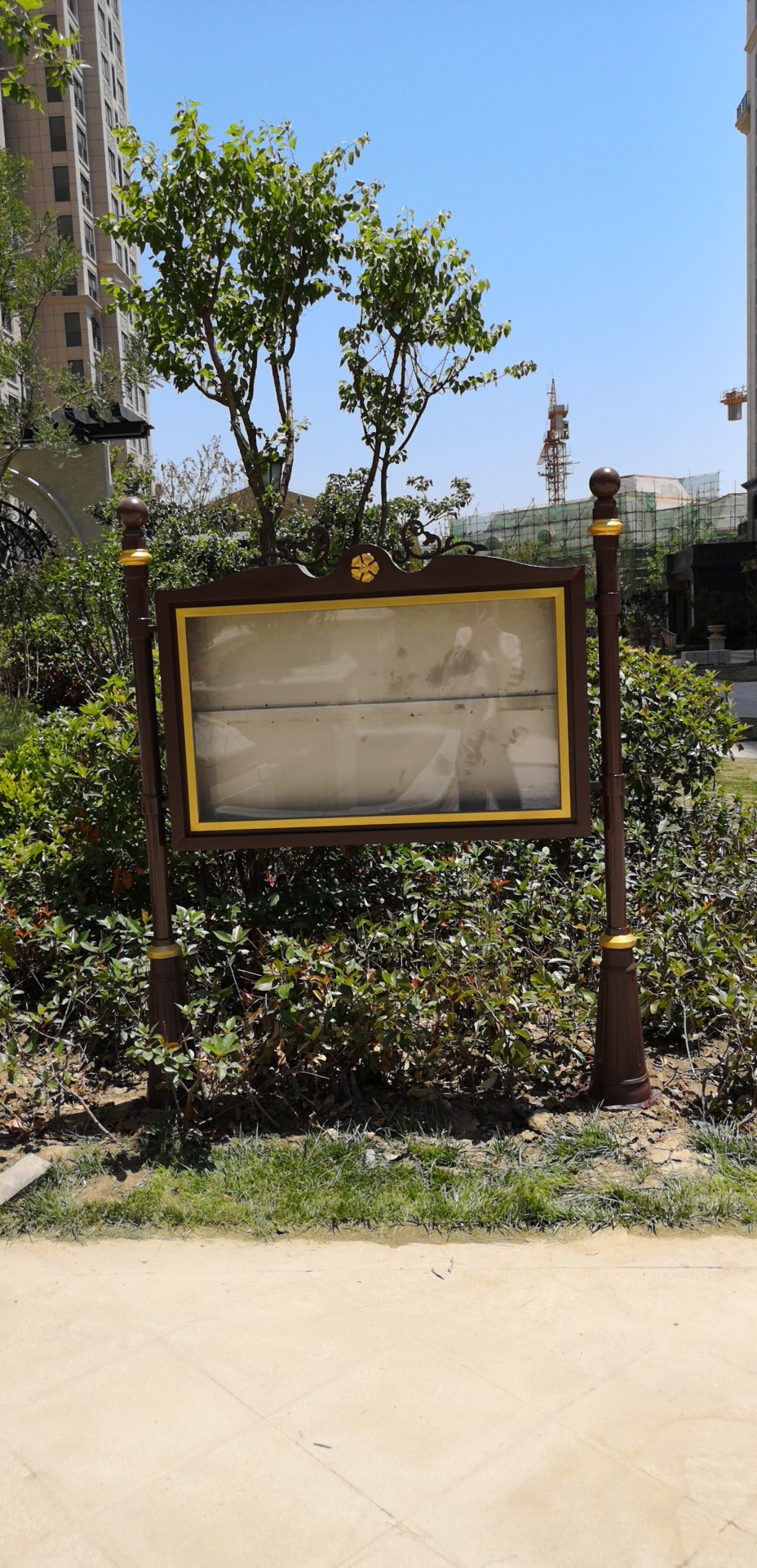 濟寧市高端社區(qū)瑞馬意墅標識導向牌工程圓滿結