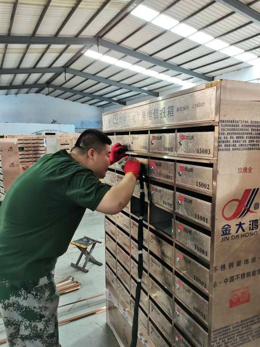 車間現(xiàn)場(chǎng)施工